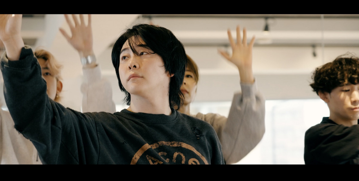 大森元貴、ソロ「絵画」ビハインド映像が公開 MVの“イメージ”語る