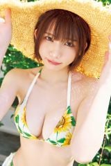 真夏のえなこはどこまでも美しい 「ヤングアニマルWeb」グラビアで圧巻ボディ 