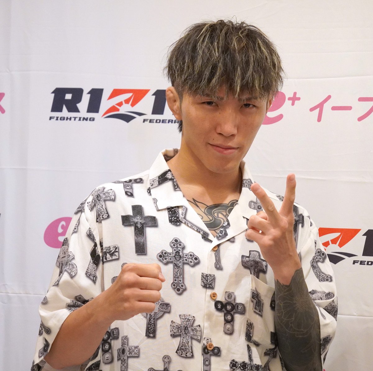 RIZIN警察”伊藤裕樹、試合直前のUFC戦士にも取り調べ「黒い封筒あるか