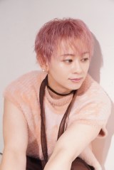 ���̃\���ʐ^�W�wTRENTE�x�𔭔����������}�E�V���[�� �iC�jORICON NewS inc. 