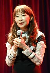 セクシーショット満載“初”BOXに佐藤和沙「ドキドキしてます