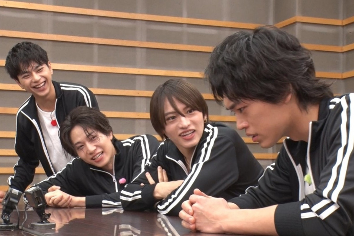 19w^CX}x()A{AmAÍF(C)tWer 