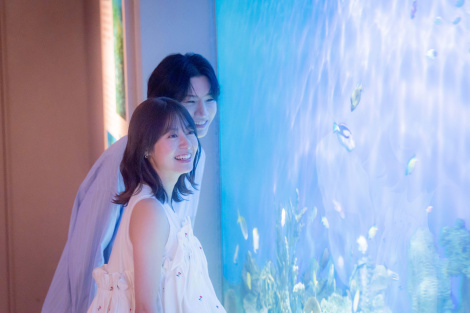 �C�V�q�i�c�ӓ��q�j�A����̏�i�Ɛ����كf�[�g�ց@�w�C�V�����đ₪�ނ肽���x��8�b��ʎʐ^���J 