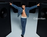 SEVENTEEN�~���M���A�ؓ�����I 90�N��ɃC���X�p�C�A���ꂽ�ŐV�f�j���X�^�C�� 