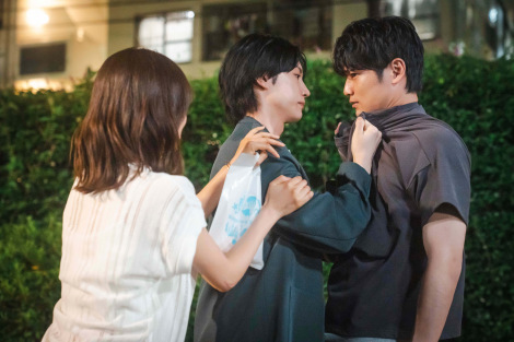 �C�V�q�i�c�ӓ��q�j�A���Ɂg����̏�i�h���獐���@�����i������j�̐l����ς����g�����h�o��� 