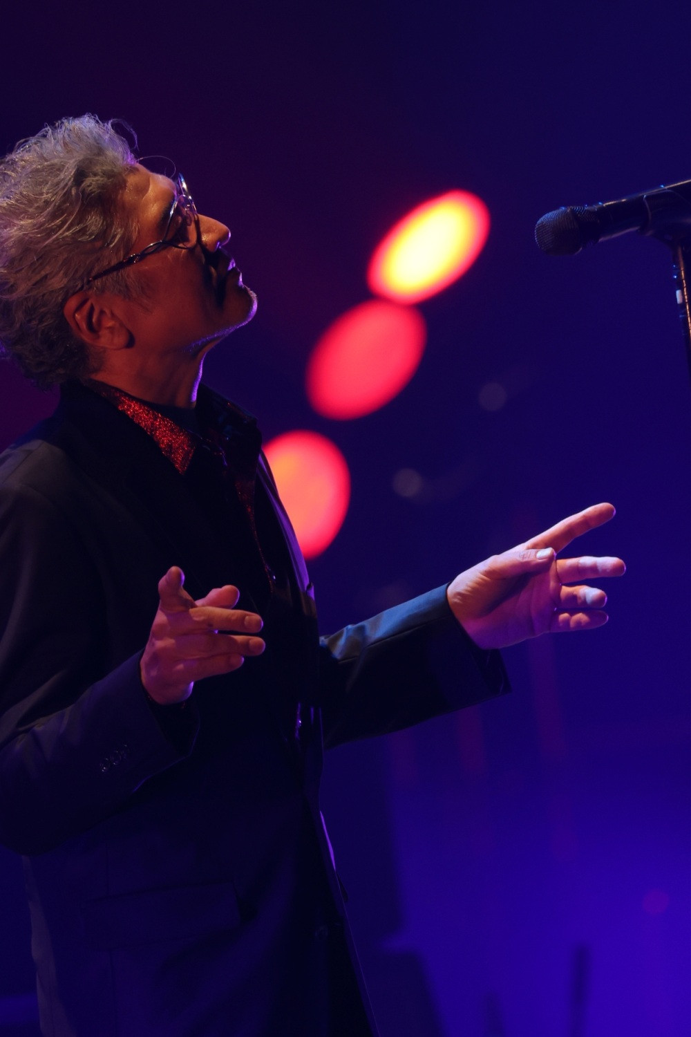 吉川晃司、60歳誕生日に還暦ライブ 大黒摩季、大澤誉志幸、山下久美子