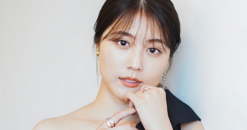 有村架純、脚線美＆チラリお腹ショット公開 「ヤバい