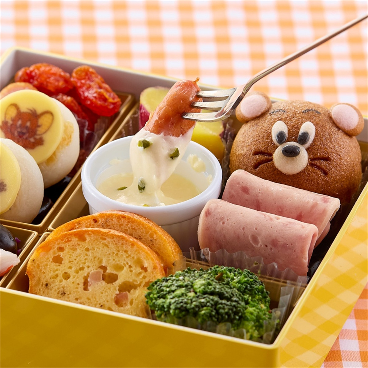 トムとジェリー」4年目のおせちセット、25日より予約販売開始 チーズ