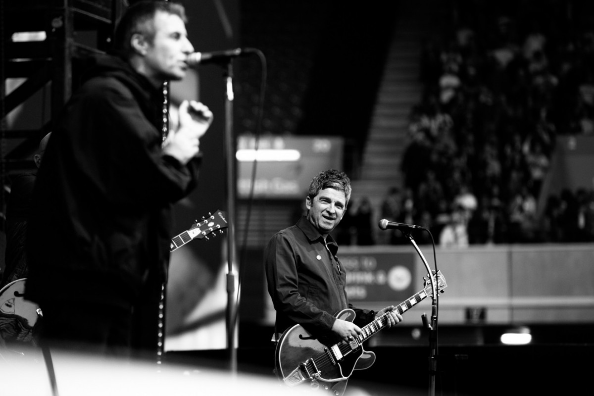 再結成ツアー進行中のオアシス ネブワース“25万人ライブ”4K劇場公開