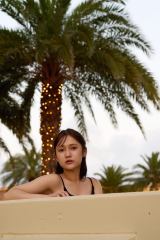 ��؂���݁A���ʐ^�W�ő�_�J�b�g���X �����W�F���[�p�ɂ�����y�R�����g�S���z 