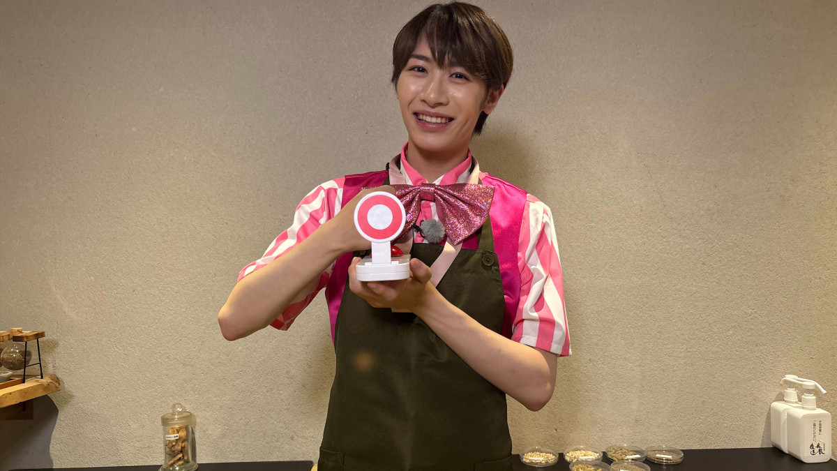 wE܂!&ZIP!xɏoYl(AmBitious)(C)ǔer 