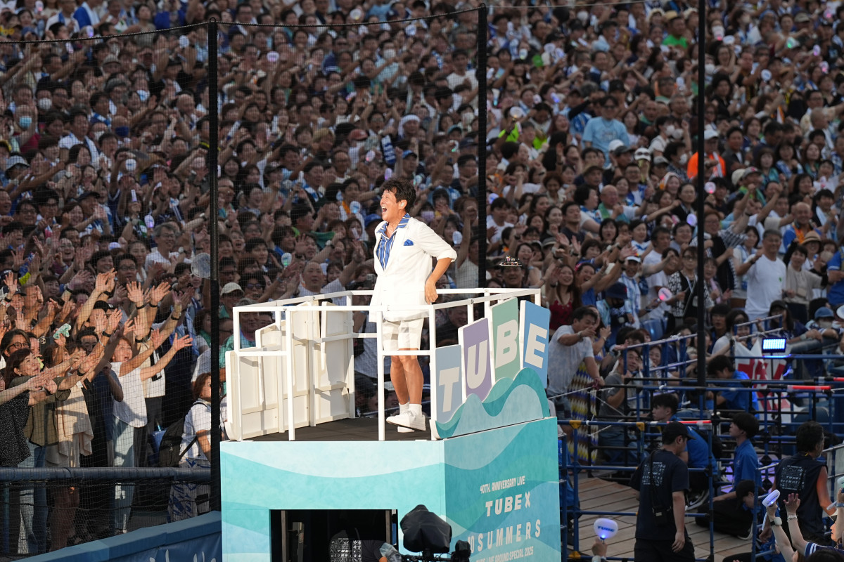 画像・写真 | TUBE、デビュー40周年ライブを横浜スタジアムで開催 聖飢