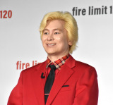 ������A���̌��̏�ɓo�ꂵ�����C�v���������E�J�Y���[�U�[=�wfire limit 120�x�v���W�F�N�g���[���`���\��(C)ORICON NewS inc. 