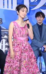 �w���ق̊͑� �k�ɊC��C��x�����񍐉�ɓo�d������ˍ� (C)ORICON NewS inc. 