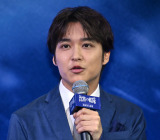 �w���ق̊͑� �k�ɊC��C��x�����񍐉�ɓo�d���������L�� (C)ORICON NewS inc. 