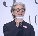 �f��w�b��5�Z���`���[�g���x�����񍐉�ɓo�d�����g���G�� �iC�jORICON NewS inc. 