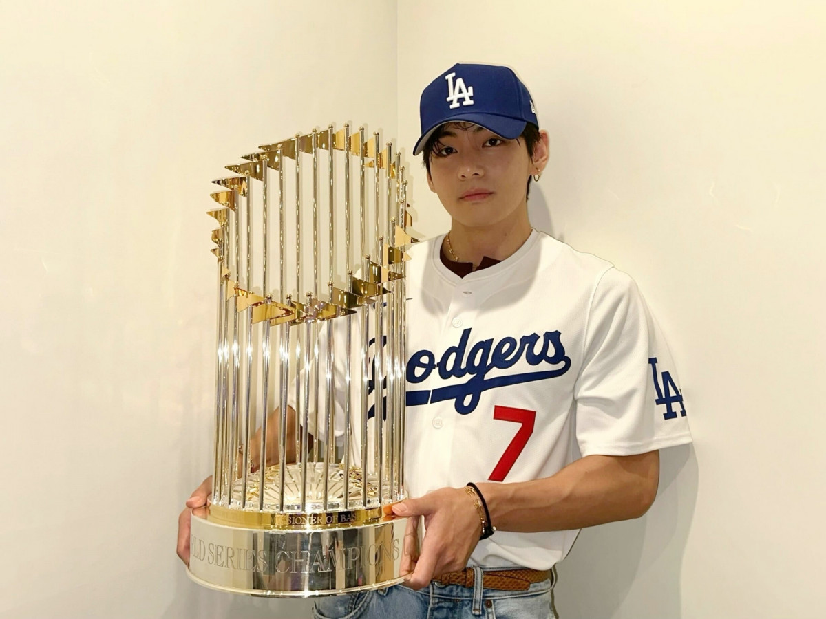 ミ*ノ様 ドジャーススタジアム限定　配布品　ベッツリング　V BTS始球式 ミ*ノ様 ドジャーススタジアム限定 配布品 ベッツリング V BTS