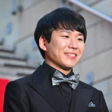 �f��w�u���b�N�E�V���[�}���x���b�h�J�[�y�b�g�C�x���g�ɓo�d�����n�i�R�E�H�R���M (C)ORICON NewS inc. 