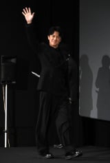 �f��w�u���b�N�E�V���[�}���x������I���ʉ�䂠�����ɓo�d�������R�뎡 (C)ORICON NewS inc. 