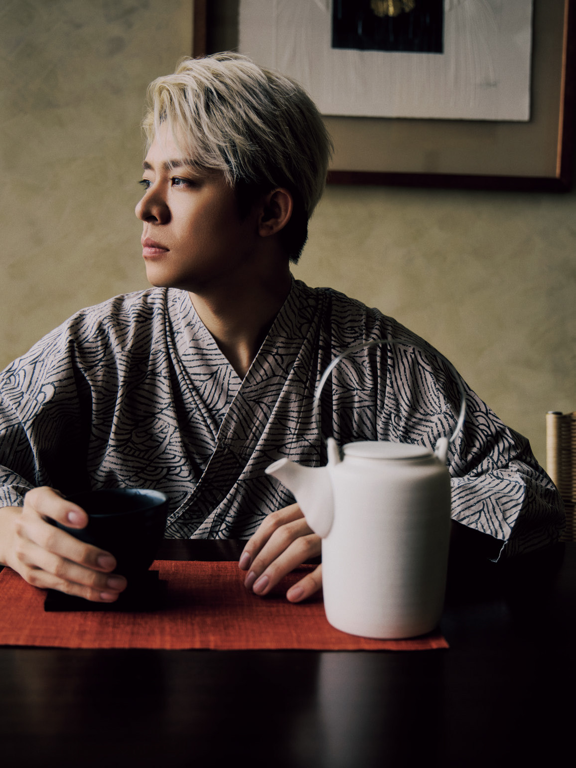 Number_i岸優太、モードなファッションでクール表情 『ヌメロ