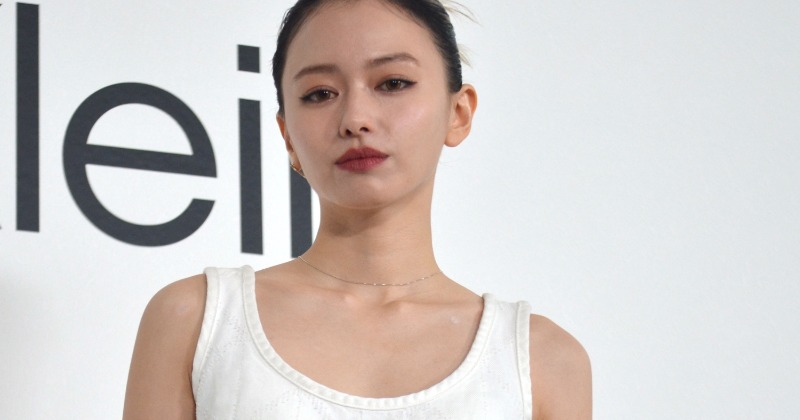 辻本舞さん　I'm in デニム　ライトブルーS 辻元舞さん I'm in Sサイズ デニム ライトブルー 辻元舞 アイムイン I'm