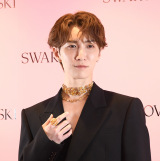 ؍yԑgł̎voSnow ManEnđ=wSwarovski I[vjOLO\x(C)ORICON NewS inc. 