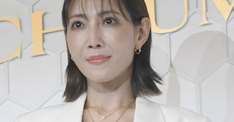 元宝塚トップスター柚希礼音、万博で総額約900万円ジュエリー着用