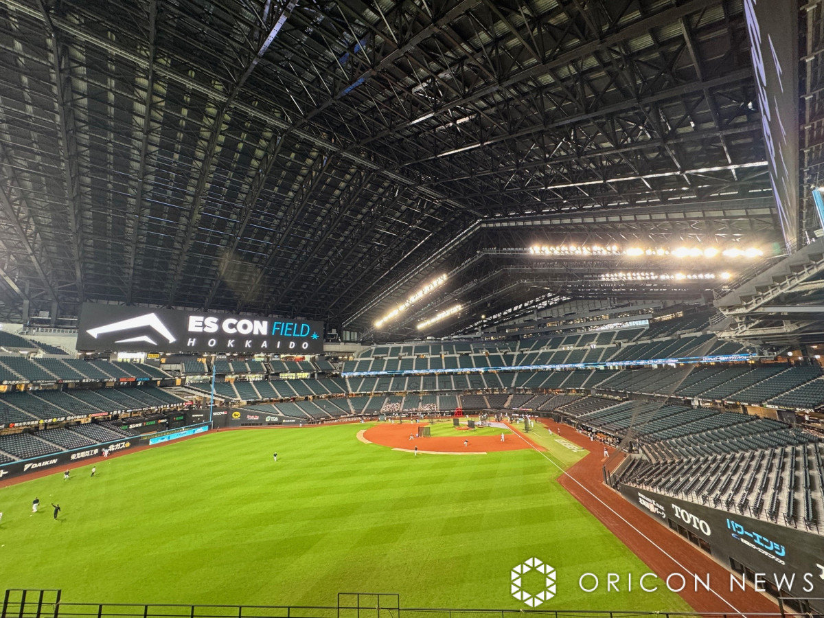 kC{nt@C^[YsSTAR WARS WEEKt̖͗l (C)ORICON NewS inc. 