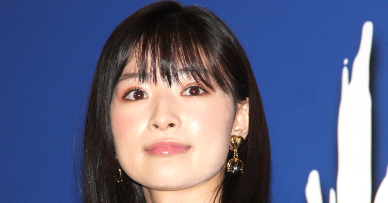 優希美青、中学以来の“水着”ショットに反響「やばレアすぎる」「女神」