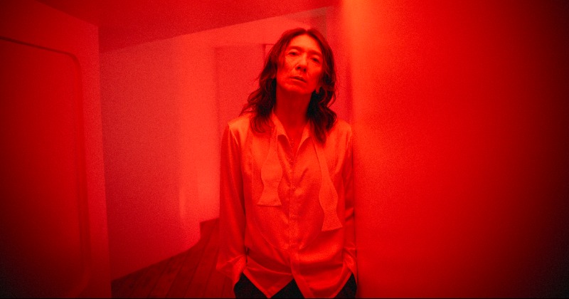 吉井和哉、約4年ぶりのソロツアー開催決定 前回中止の地から再始動