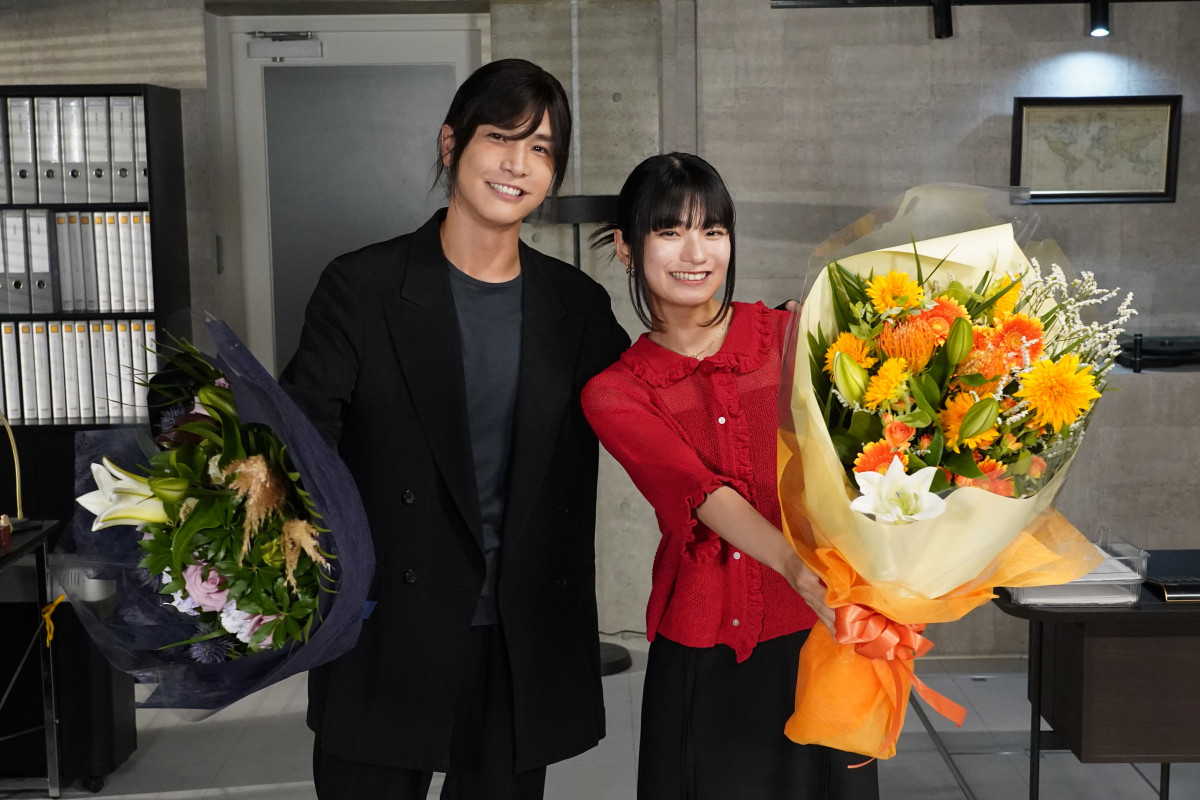 DOCTOR PRICE』岩田剛典＆蒔田彩珠、笑顔と涙のクランクアップ「戦いの