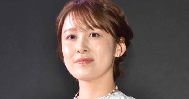 TBS良原安美アナ、ミニスカ美脚ショットに反響「脚長い〜」「めっちゃ綺麗な脚ですね」「きれいやなぁ〜」