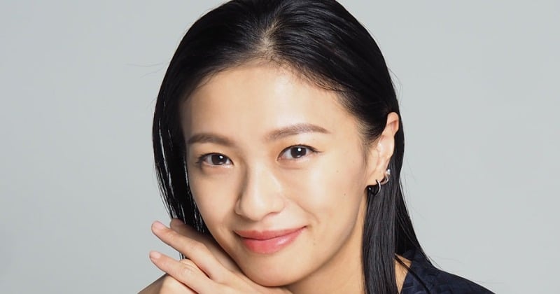 2児の母・榮倉奈々、「神々しい」ドレス姿で抜群のプロポーションを披露「さすがモデル」「綺麗すぎる美しすぎる」