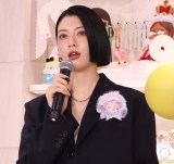 �wPOP MART ���Ȃ�ΓX�x�I�[�v�j���O�Z�����j�[�ɎQ�������O�g�ʉ� (C)ORICON NewS inc. 