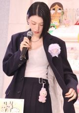 �wPOP MART ���Ȃ�ΓX�x�I�[�v�j���O�Z�����j�[�ɎQ�������O�g�ʉ� (C)ORICON NewS inc. 