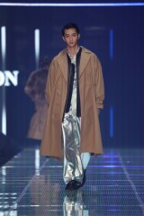 w41 }Cir K[YRNV 2025 AUTUMN^WINTERxɏo쑺NiCj}Cir TOKYO GIRLS COLLECTION 2025 AUTUMN/WINTER 