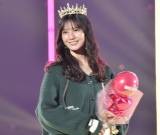 w41 }Cir K[YRNV 2025 AUTUMN/WINTERxɏo46E؏ (C)ORICON NewS inc. 