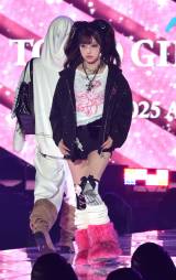 w41 }Cir K[YRNV 2025 AUTUMN/WINTERxɏoMINAMI (C)ORICON NewS inc. 