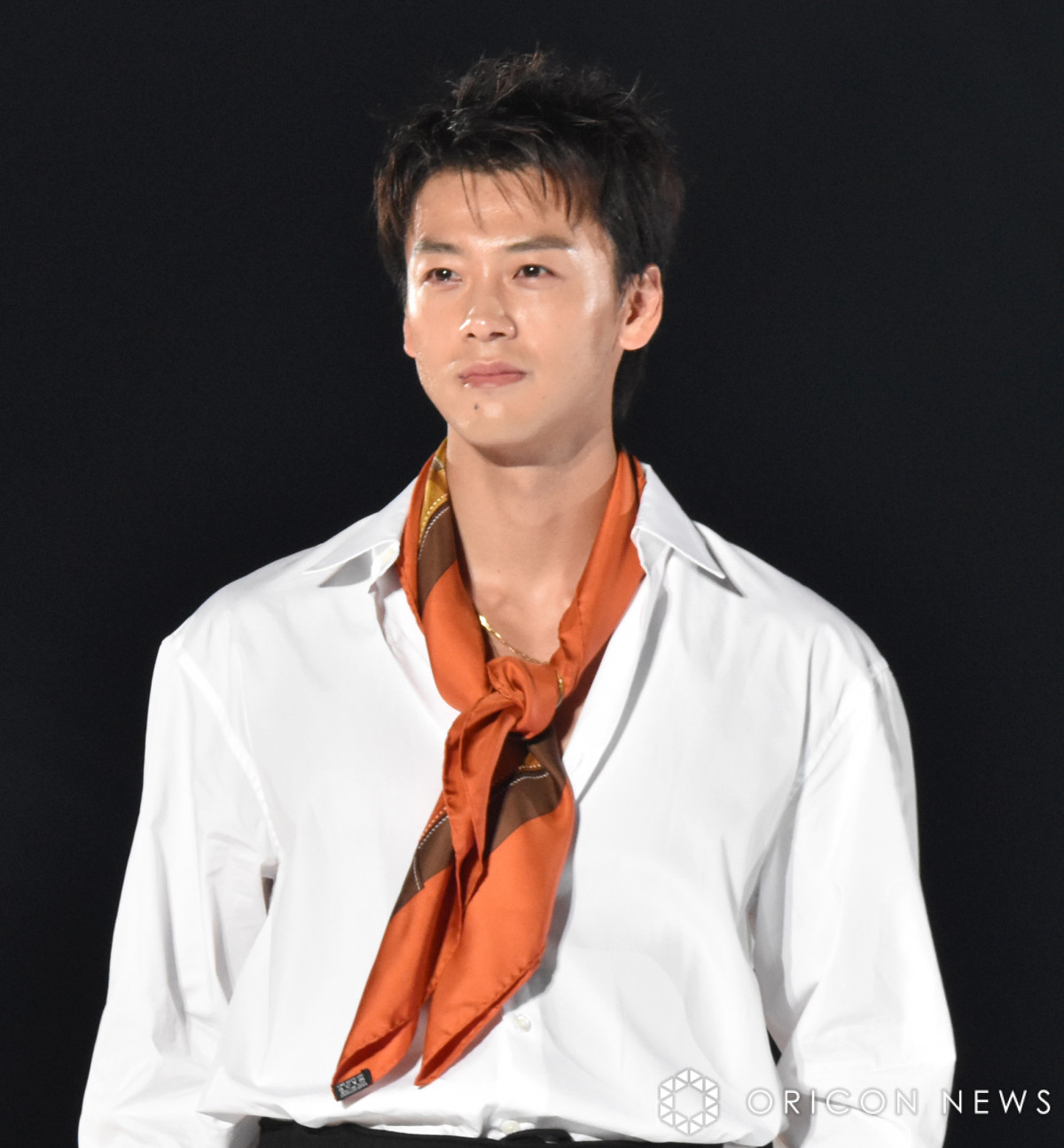 TGC』竹内涼真、観客席から登場に会場絶叫 サプライズ出演にニヤリ