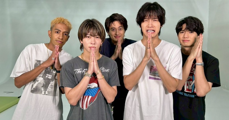 Aぇ! group佐野晶哉、“家族”めぐってメンバーに謝罪 | オリコン