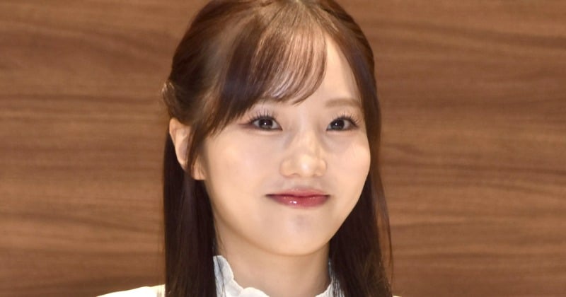 本田真凜、雨に濡れた“制服姿”を披露 映画オフショットに反響「雨に打たれる真凛ちゃんも最高」「本当に綺麗です」