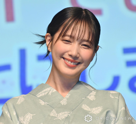 ʃCxgwkB킢Ďɗ]̂ŃCxgłVFA邱Ƃɂ܂Bxɓod{c (C)ORICON NewS inc. 