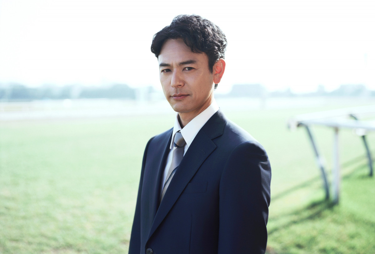 画像・写真 | 日曜劇場『ザ・ロイヤルファミリー』ポスタービジュアル