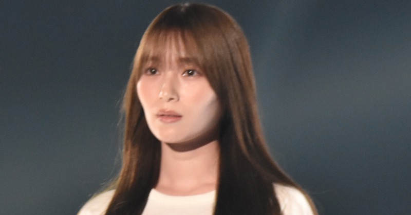 TGC』櫻坂46・守屋麗奈、ナチュラルメイクでランウェイ 素の美しさ