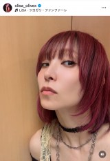 LiSA�u����؂�܂��� �ڂԂł��v(�ʐ^�̓C���X�^�O���� @xlisa_olivex ���) 