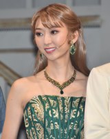 ���y���w������̓f�B�i�[�̂��ƂŁx������ɓo�d�����⎵�ڊC (C)ORICON NewS inc. 