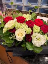 �x�����݁u�[�Ԏ��͏Ƃ�L���̂ŁA�����ނ����Ă��������܂����̂ŁA���Ԃ̃v���[���g�v�i�ʐ^�̓u���O���j 