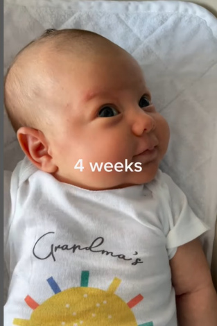 �Ձ[�����iInstagram�^��nana_in_la�j 