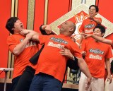 �݂������艟�����o�𑕂��ēe�̎������ (C)ORICON NewS inc. 