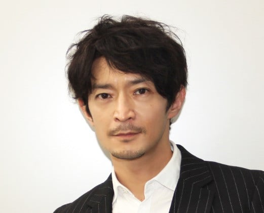 『あんぱん』東海林さん“生前のおちゃめショット”が話題 のぶ&嵩に挟まれ「最高の笑顔に泣ける」